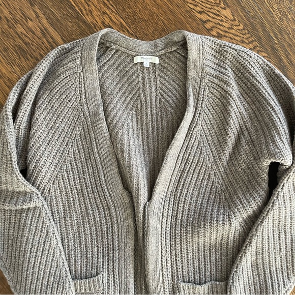 Madewell Merino Wool Sweater - Picture 5 of 7